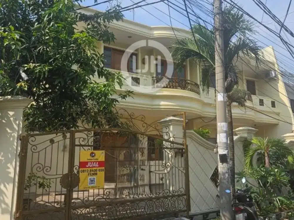 Rumah Lokasi Strategis di Sunter Kirana, Sunter, Jakarta Utara