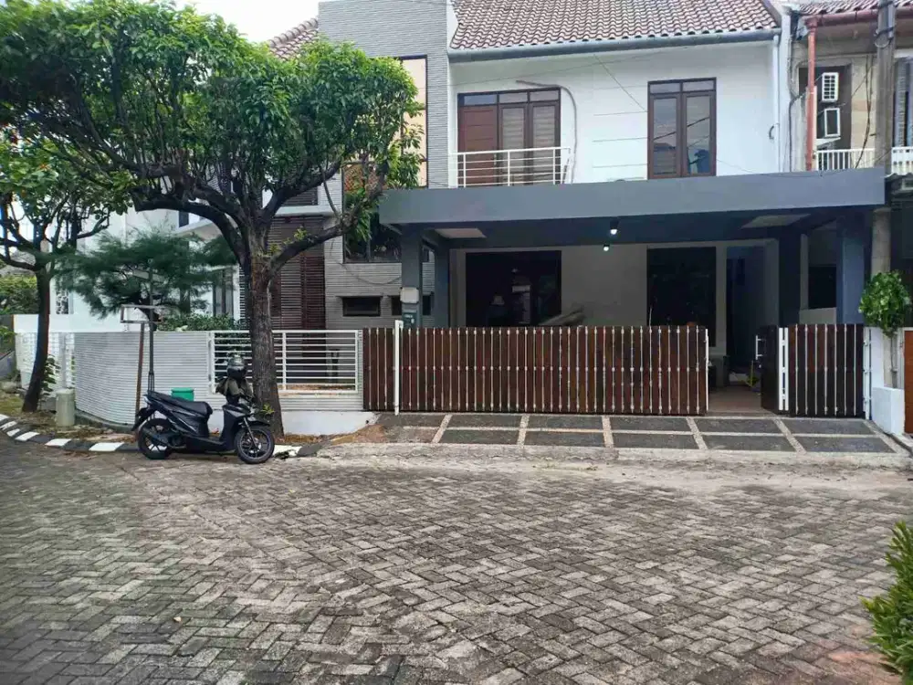 Rumah Hook 2 Lantai Sudah Renov di Kemang Pratama 3 Bekasi
