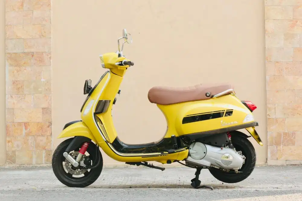 Piaggio vespa S 125 3V mulus mesin sehat unit siap gas