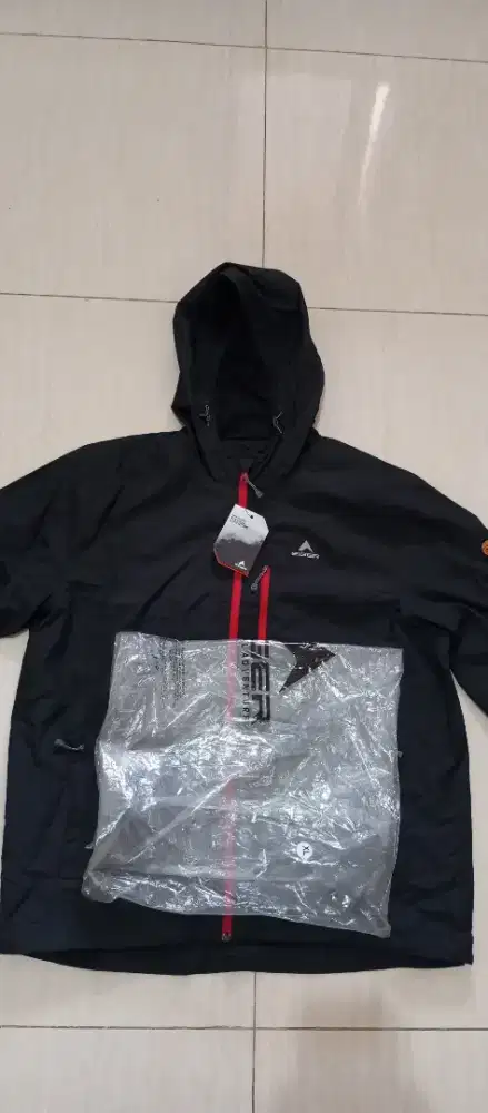 Jaket Eiger J. Perseverance 1.0