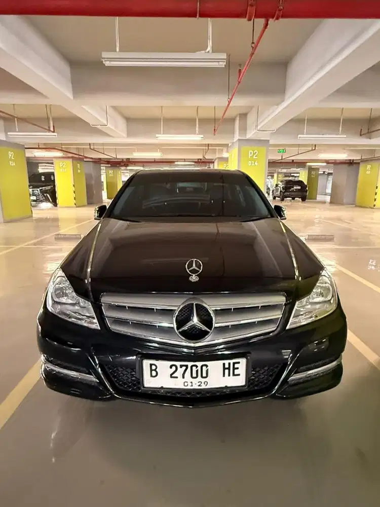 Mercedes-Benz C200 2012 Bensin