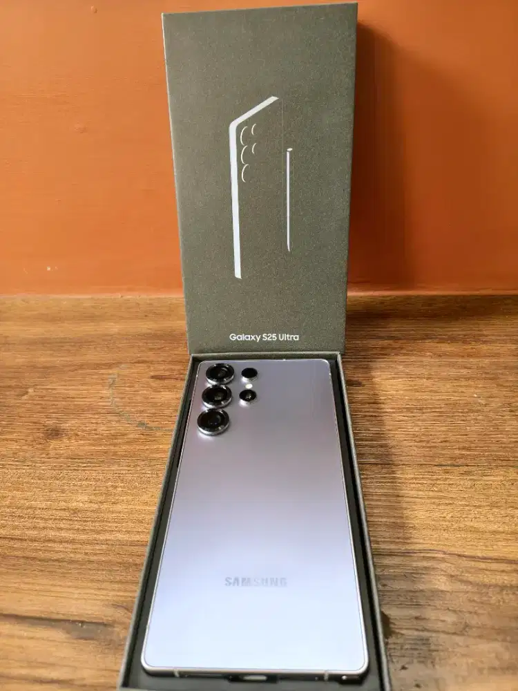 Samsung Galaxy S25 Ultra 12/256GB Like New Garansi On