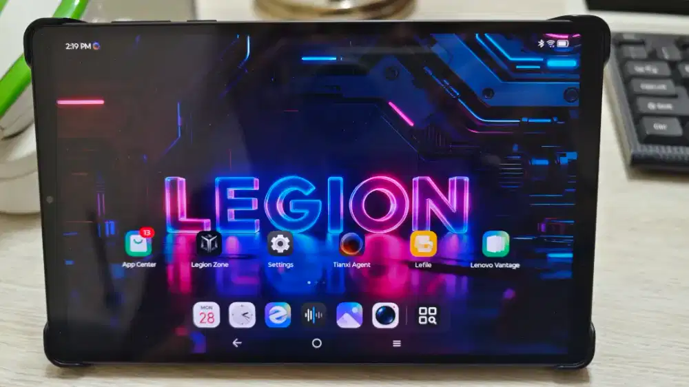 Lenovo legion Y500 5th 2026 snapdragon 8 elite gen 5