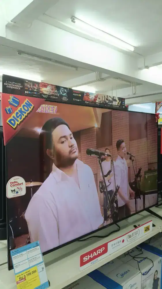 Credit TV Sharp 65 Inch
