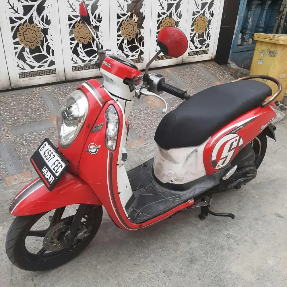 Honda Scoopy ESP 2016 ss lengkap, mesin bagus, plat Bekasi kabupaten