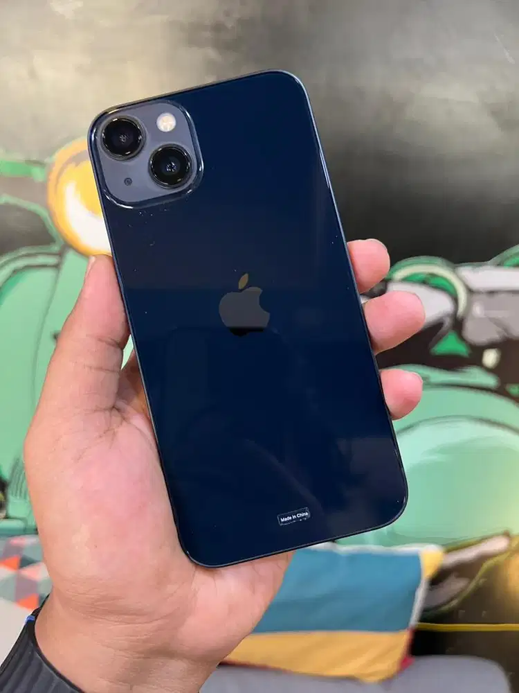 iPhone 13 128 GB iBox