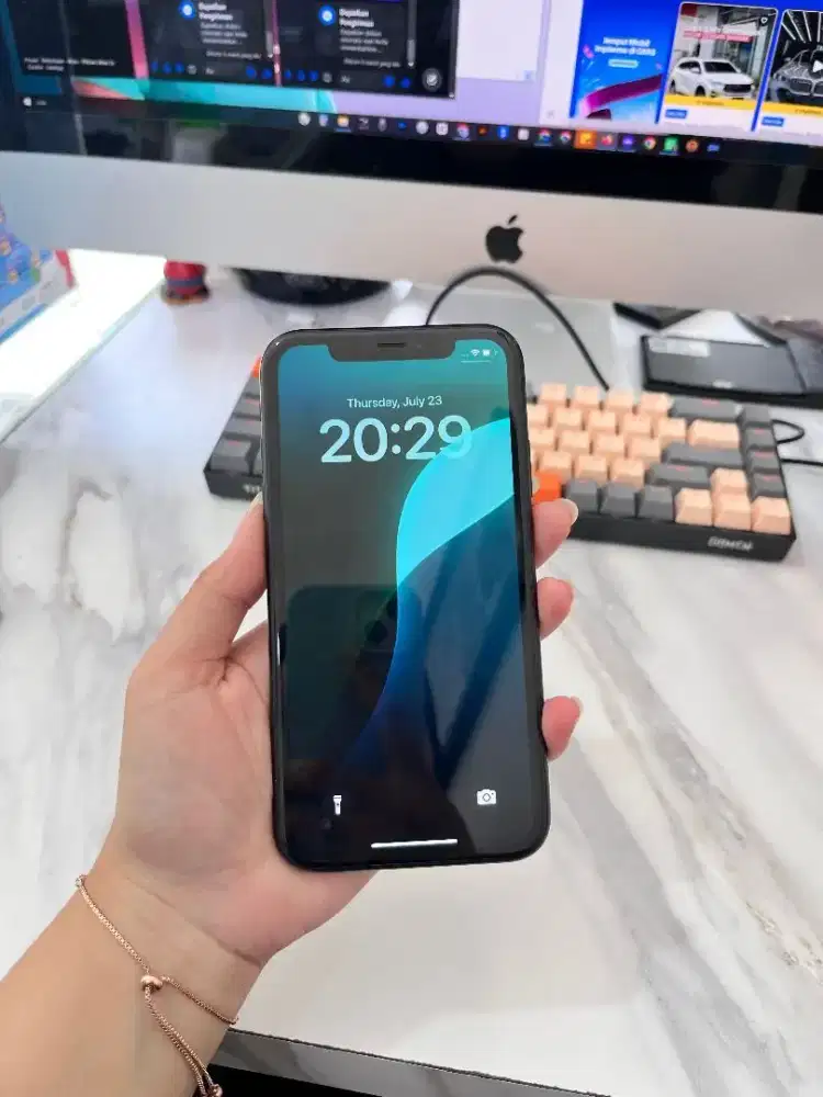 Iphone XR 128GB Black Mulus Hp casan