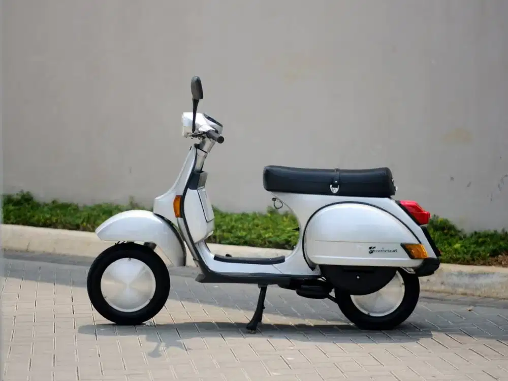 Vespa Exclusive 2 2001