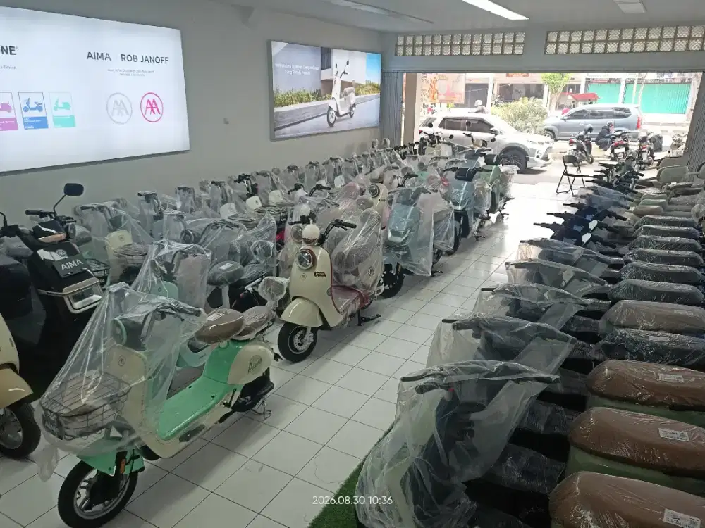 Dicari karyawan perempuan