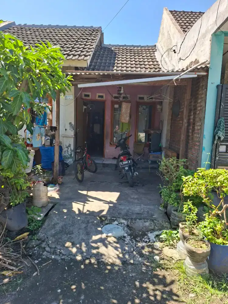 Rumah strategis pintu tol sidoarjo dan polresta sidoarjo 10 menit