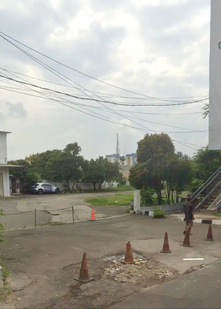 Tanah 1.747 m² di pinggir Jl Supriyadi, Ciracas, dekat TB Simatupang