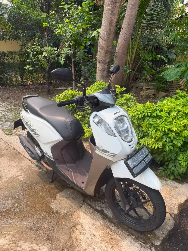 Dijual
honda genio
tahun 2021