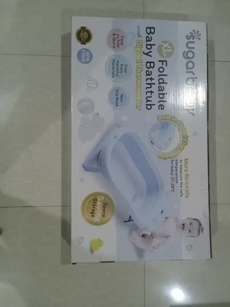 Bathtub bayi untuk mandi