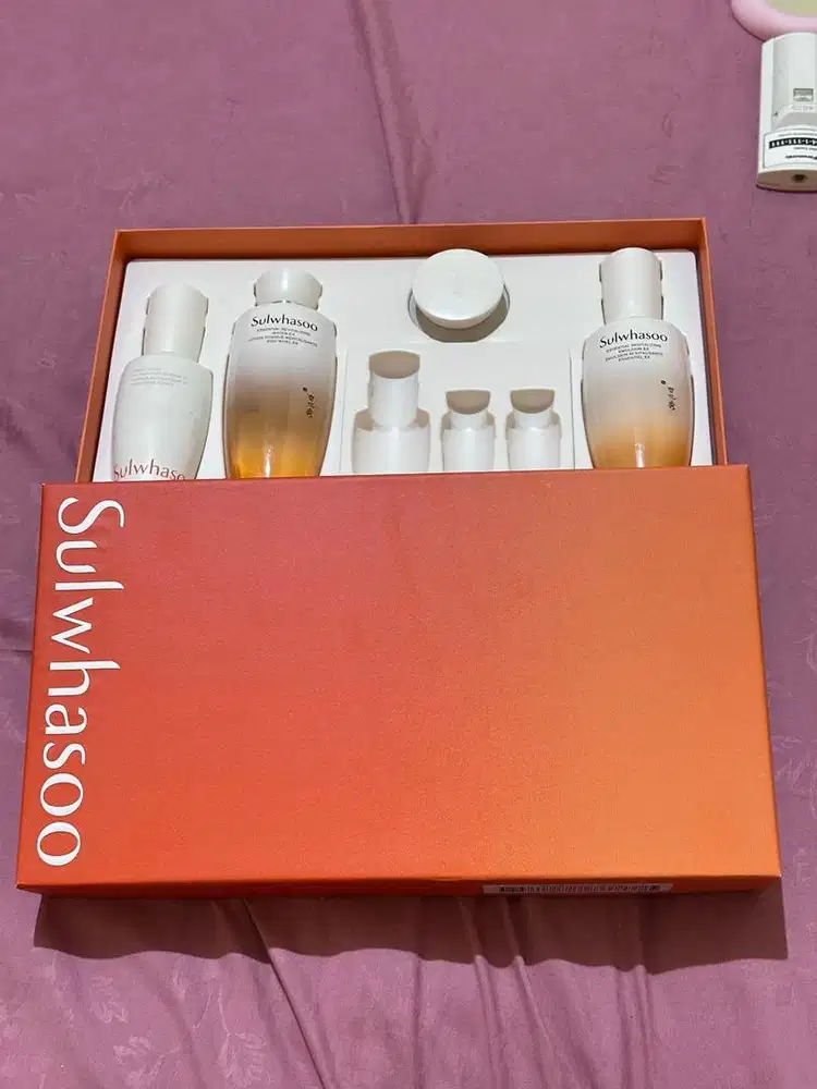 Sulwhasoo New Essential First Care Ritual Set Serum Essential Emulsion