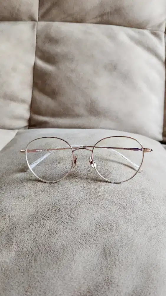 Gold Titanium Kacamata Frame Glasses Tanpa Lensa
