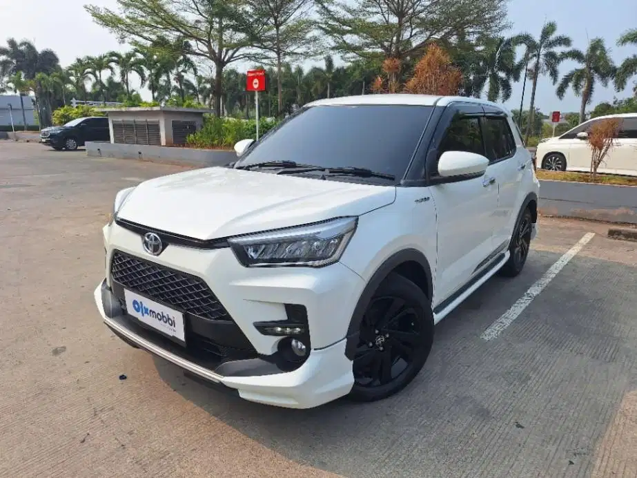 DP MURAH Toyota Raize 1.0 Turbo GR Sport Bensin-AT 2022 Putih CYCLD