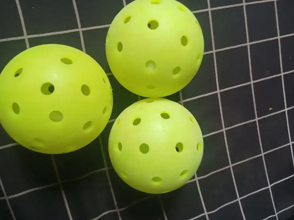 Jual bola pickle second