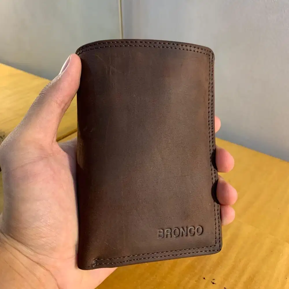 Dompet Pria Kulit Asli [Bronco]