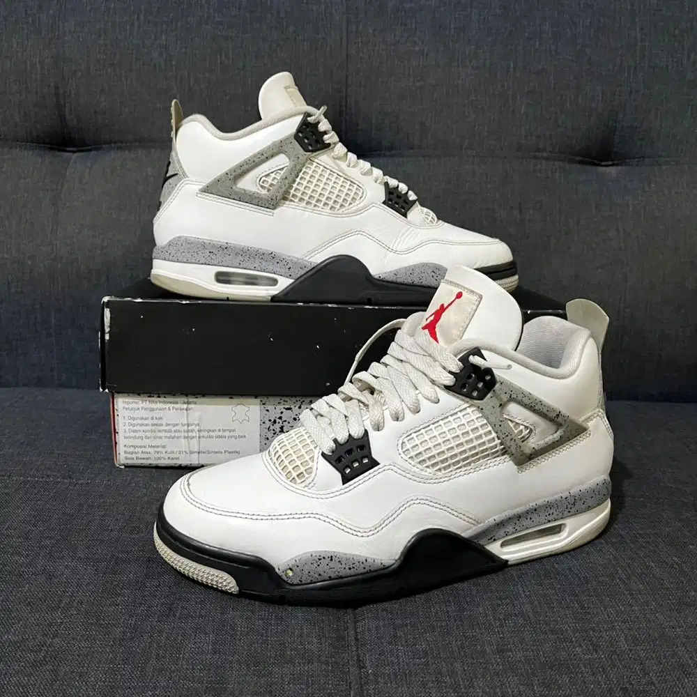 Sepatu Nike Air Jordan 4 Retro Second Original