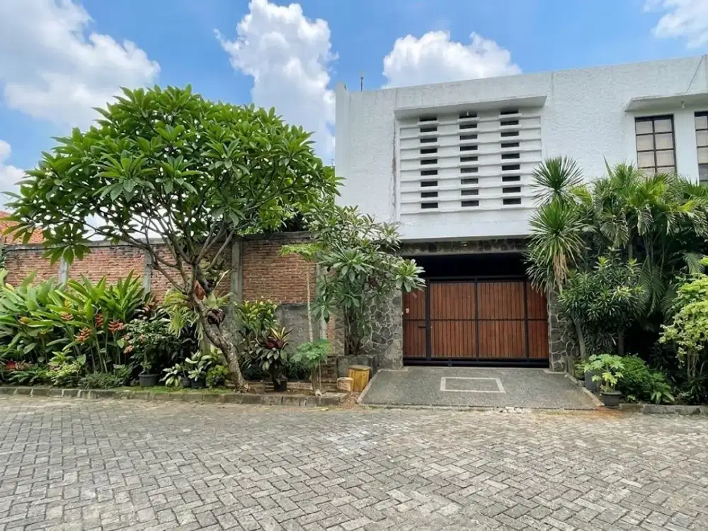 Harga Bawah Pasar Rumah Cantik SHM di Taman Kedoya Indah Kedoya Selatan Jakarta Barat