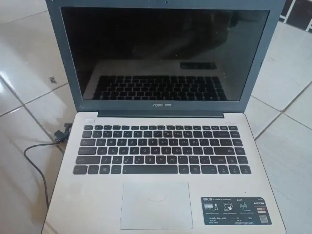 Laptop Asus x453 ram 8gb siap pakai