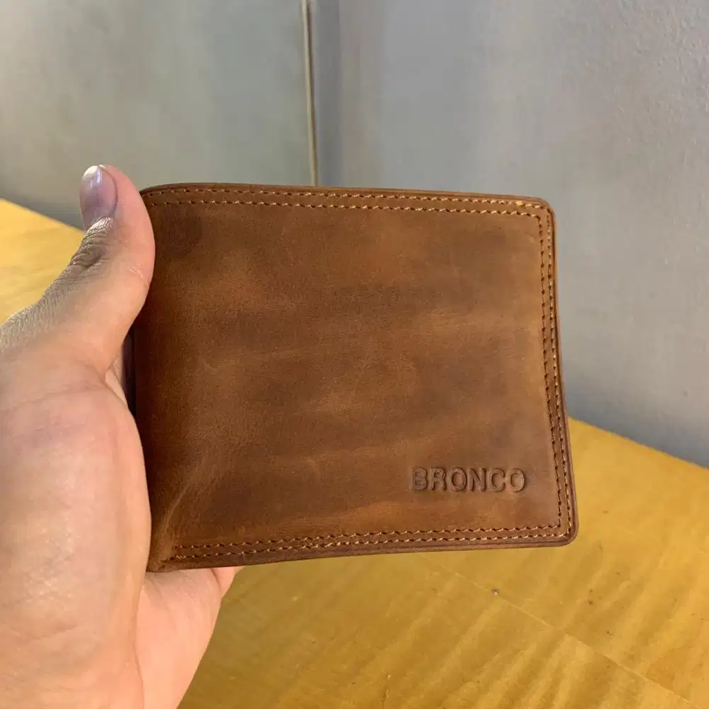 Dompet Pria Kulit Asli [Bronco]