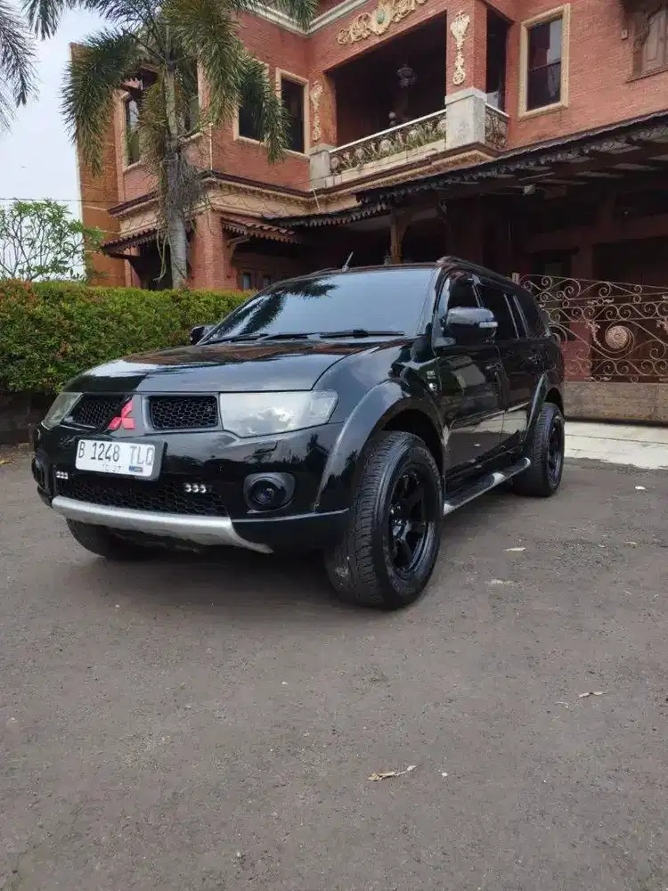 mitsubishi pajero sport (2012)