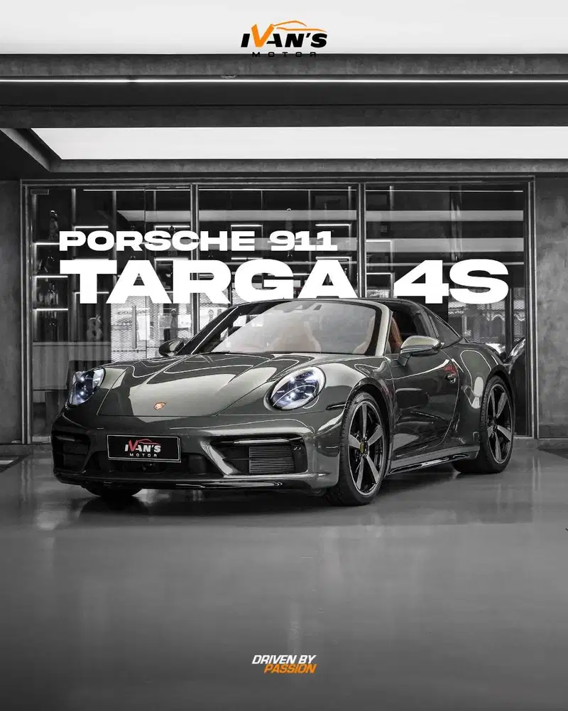 PORSCHE 911 TARGA 4S 2022  LOW KM 1,xxx Only AVENTURINE GREEN On Brown
