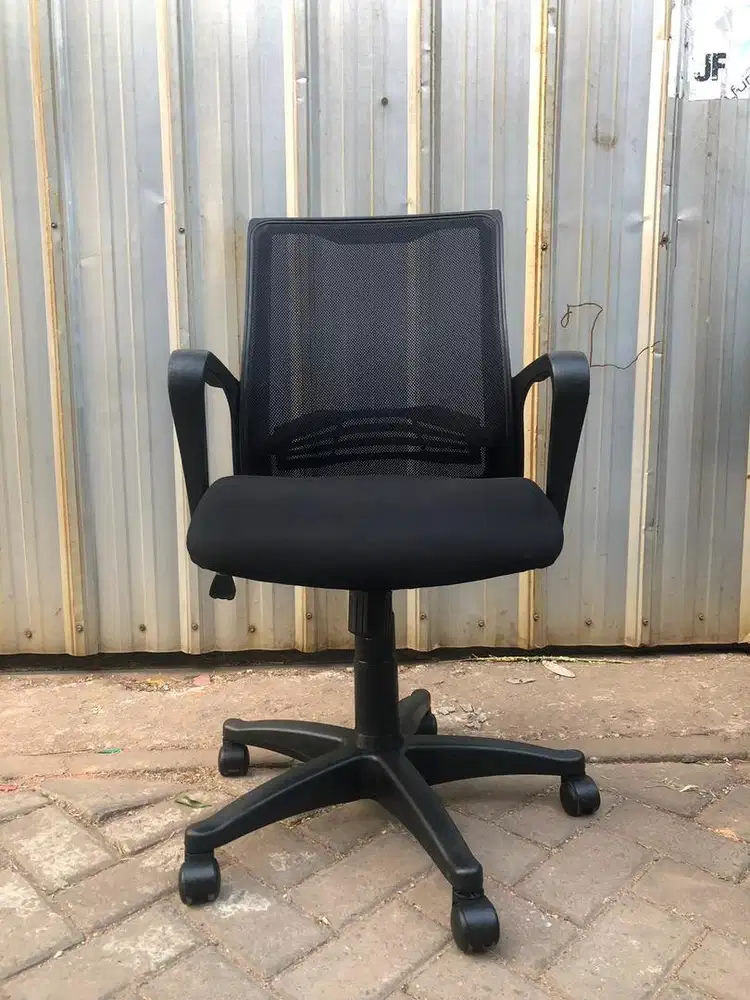 Kursi kantor jaring