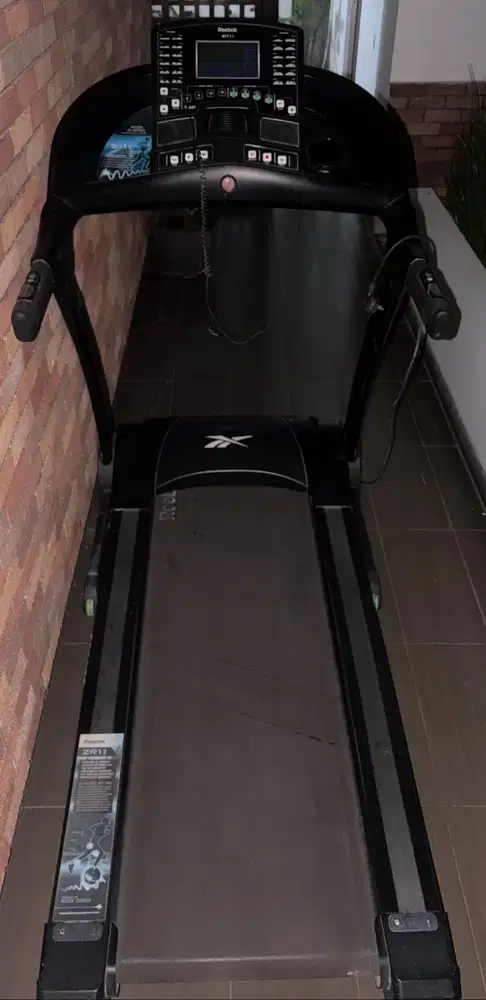 Treadmill Reebok ZR11