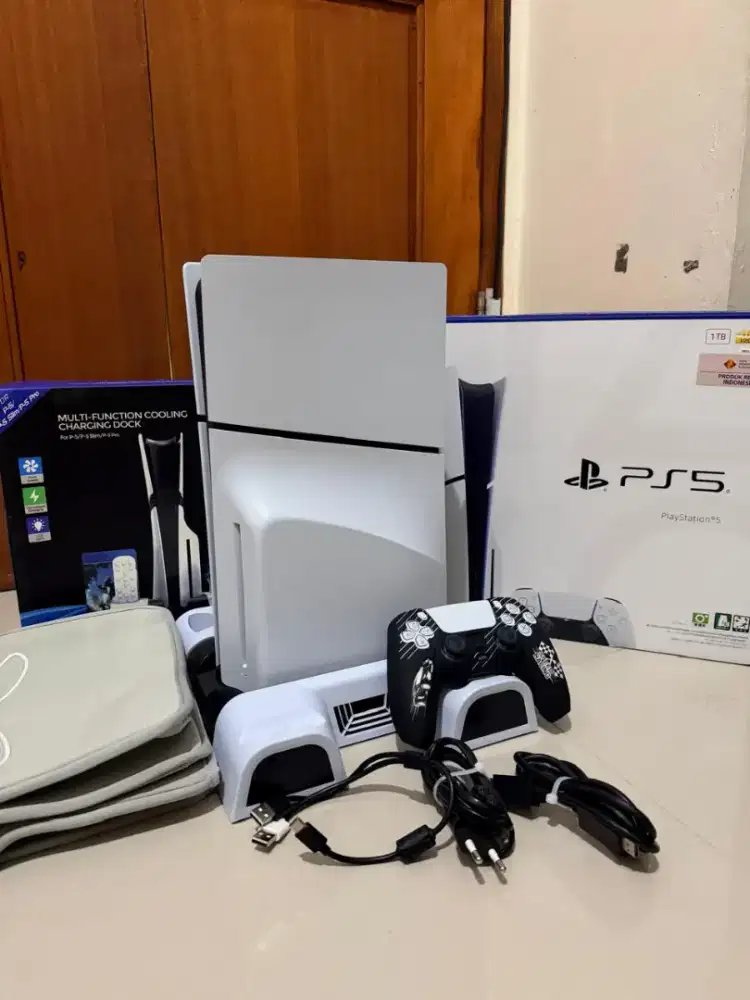 PS5 SLIM DISC EDITION 1TB