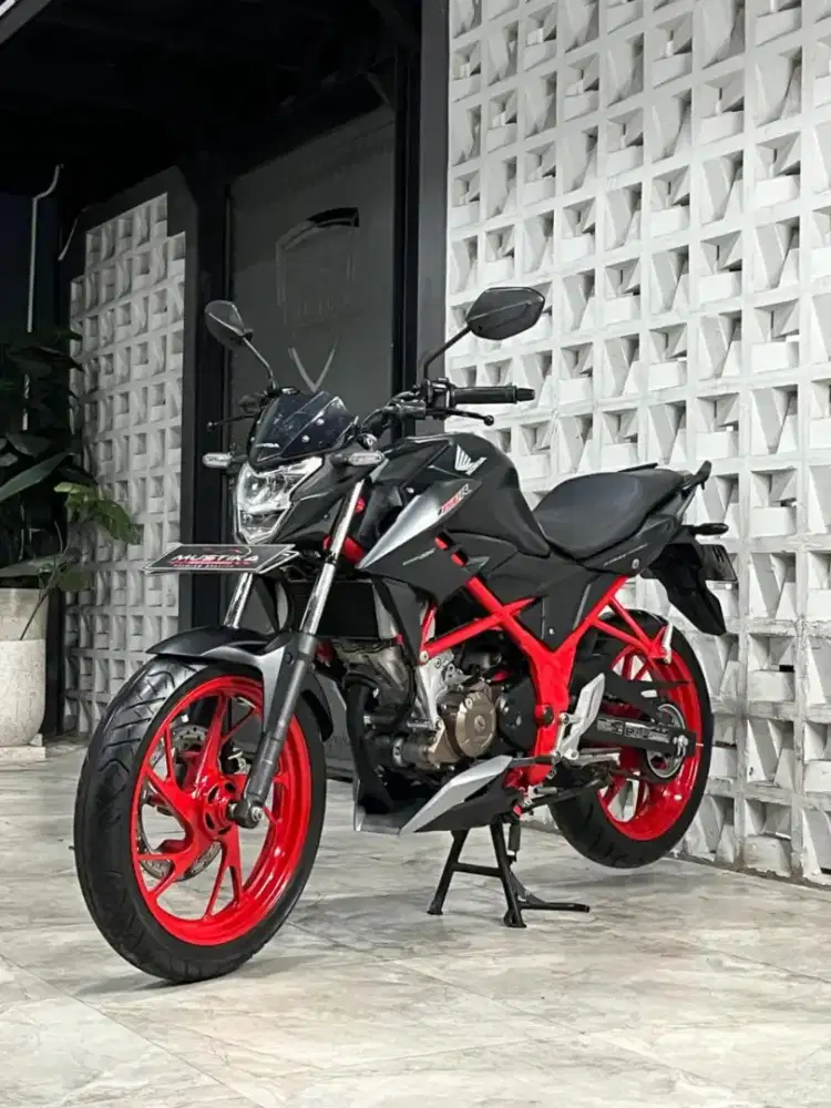 HOBDA CB 150R 2017 - Chintia Mustika