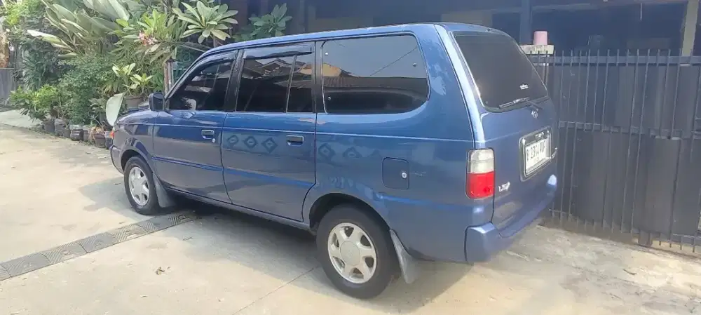 Kijang LGX 1997 M/T