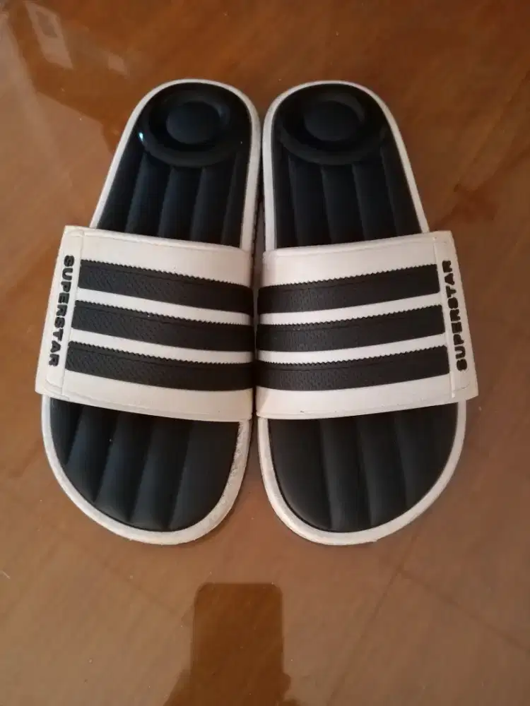 Sandal Adidas Superstar no 43