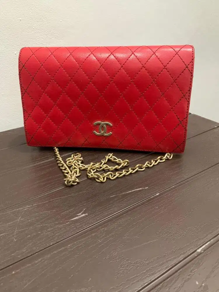 Shoulder bag chanel merah