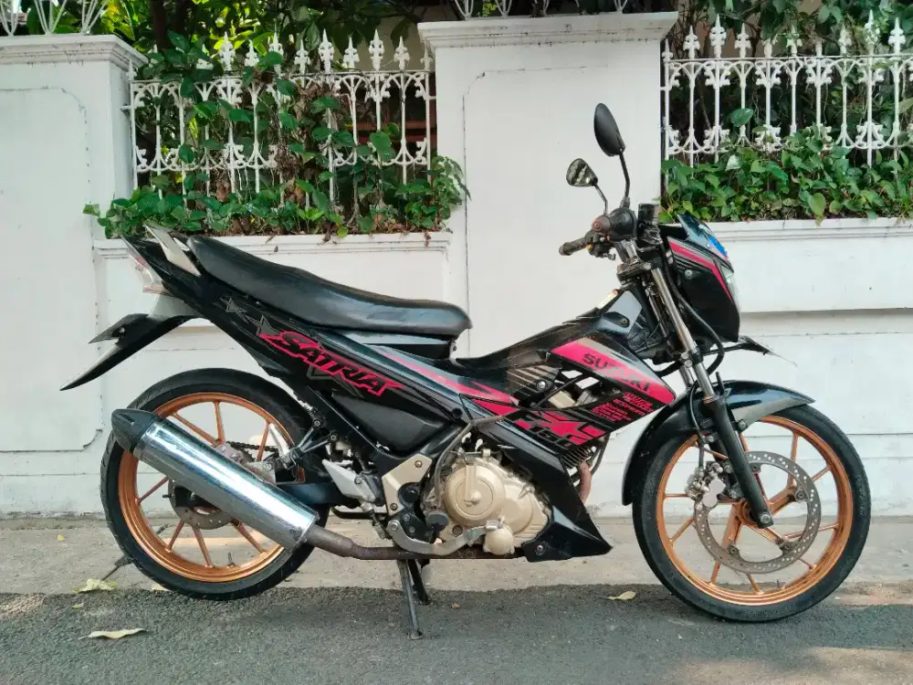 SUZUKI SATRIA FU FACELIFT TH 2012 MOTOR MESIN BODY BAGUS SIAP PAKAI