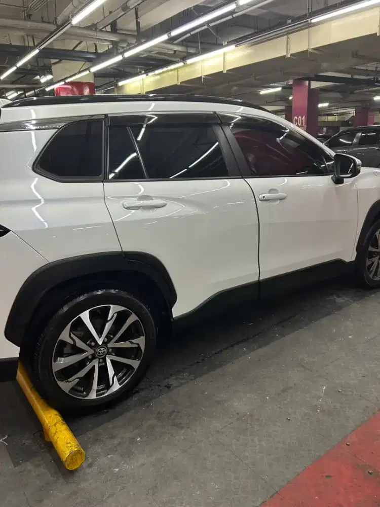 Dijual mobil kesayangan Toyota Corolla Cross Bensin 2020/ 2021