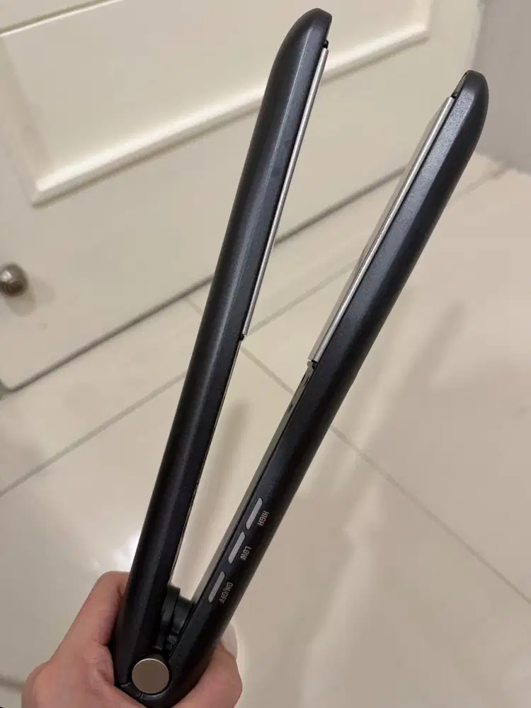 Catokan rambut / hair straightener
