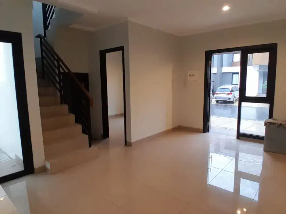 Rumah Baru Siap Huni Summarecon Crown Gading di Cluster Regina Harapan Indah Bekasi