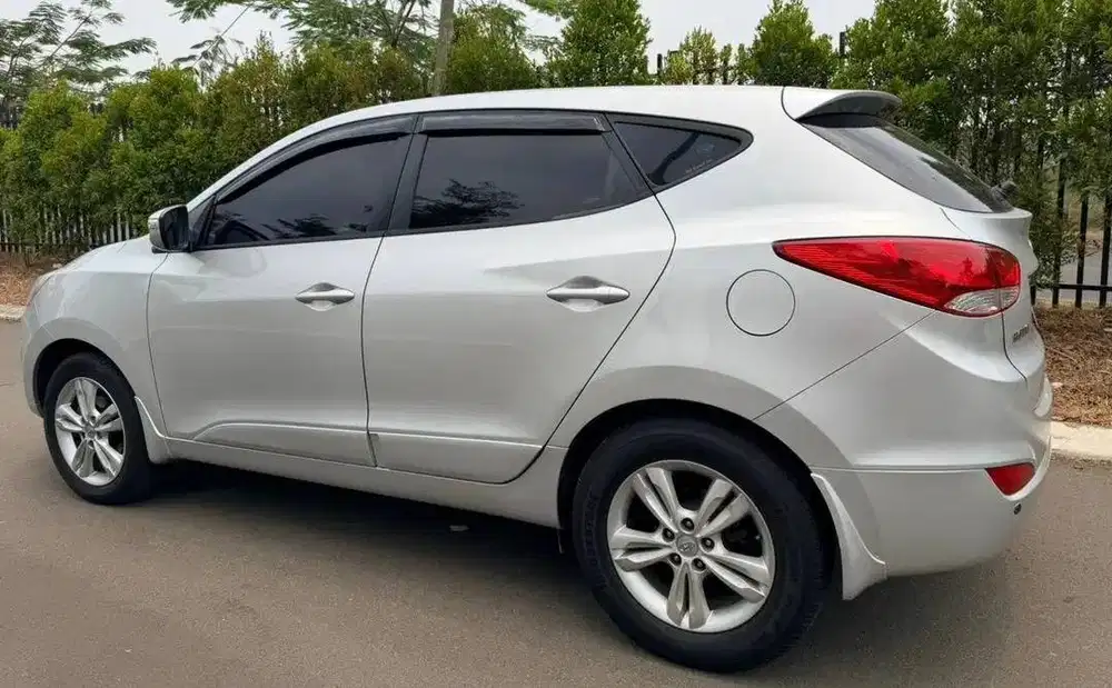 hyundai tucson (2011)
