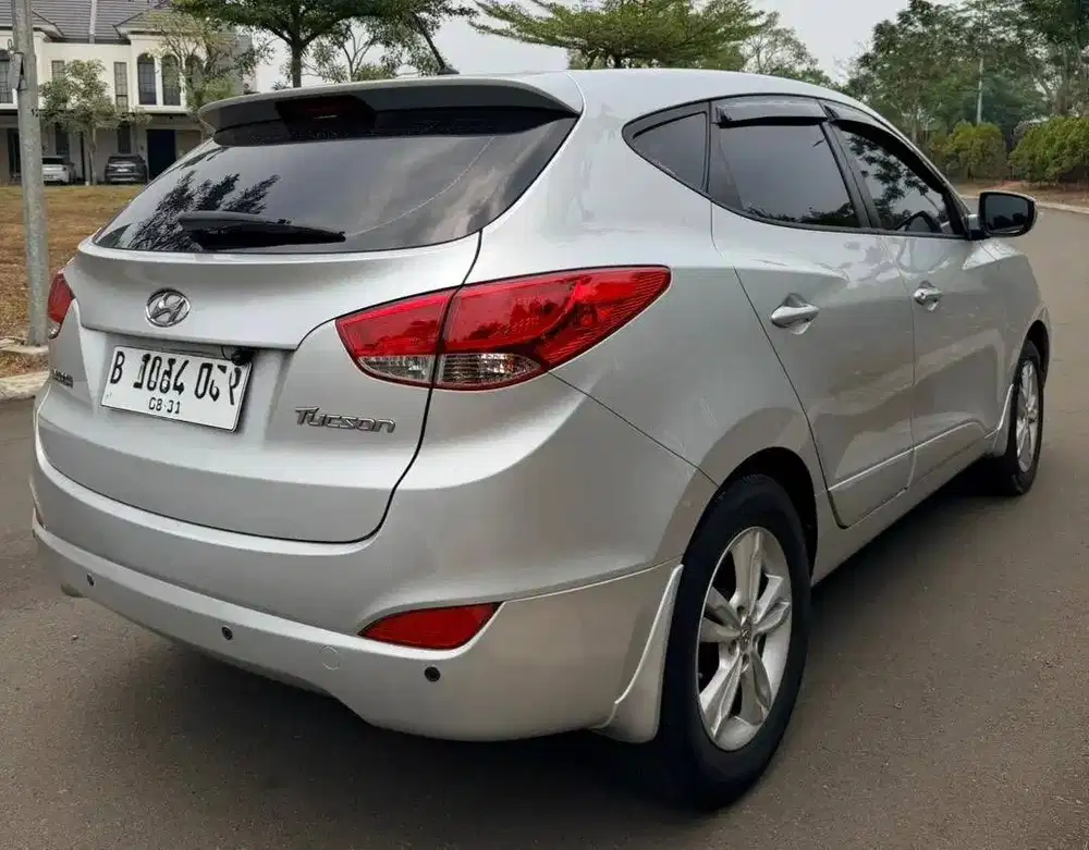 hyundai tucson (2011)