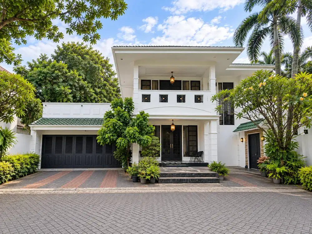 Rumah 2 Lantai Tanah 612 m² dengan Swimming Pool di Jakarta Selatan Harga: Rp20.000.000.000 (Nego) BTC 18275 ND
