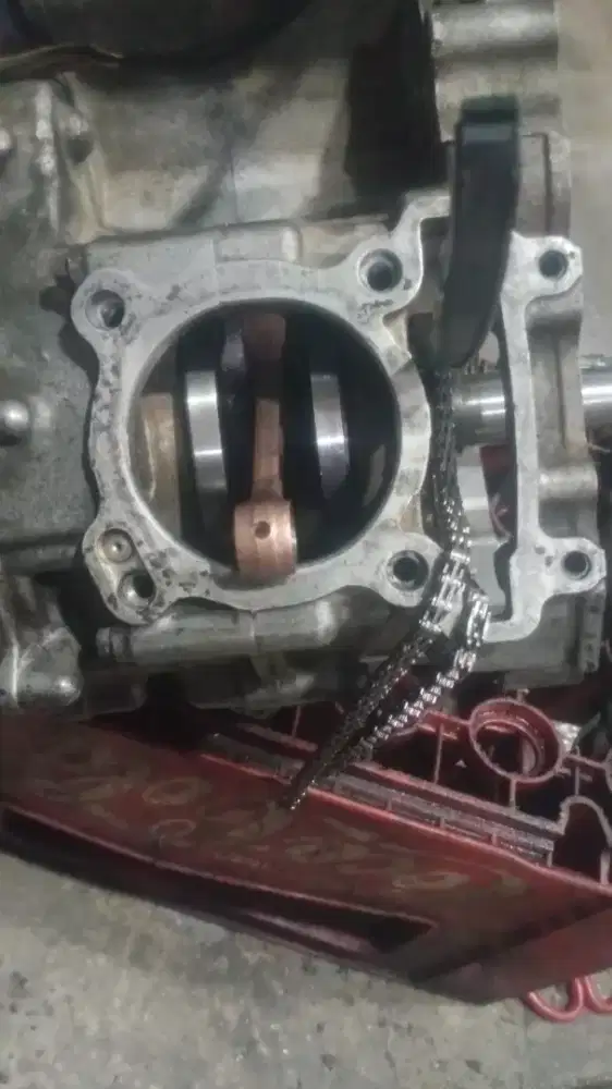 melayani servis motor panggilan
