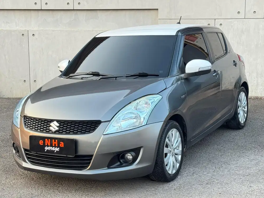 Suzuki SWIFT GX 1.4 Automatic 2013.. eNHa garage Semarang..