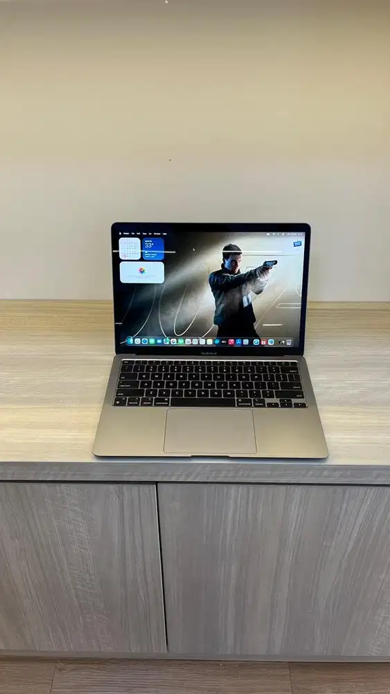 MACBOOK AIR M1 2020 13 RAM 16/1TB MULUS NORMAL