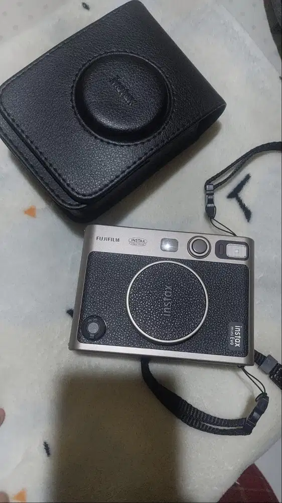Dijual Kamera Bekas Instax Mini Evo Special Edition