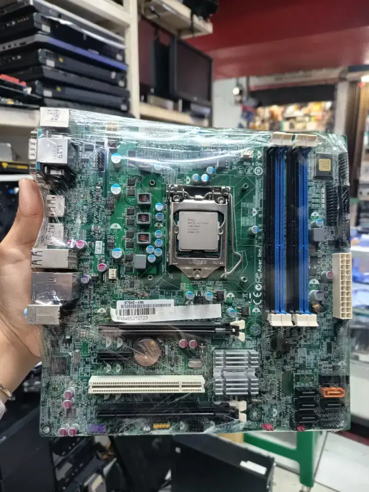 Mobo intel b75 soket 1155 + i5 3330
