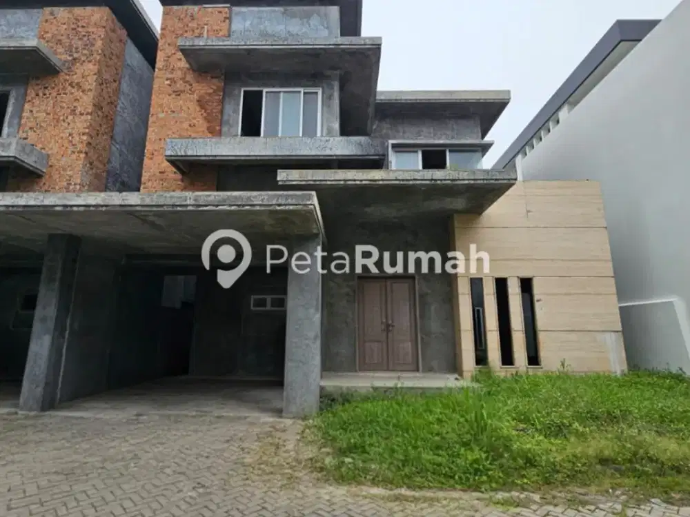 DIJUAL VILLA JALAN PERHUBUNGAN KOMPLEK D'VERSAILLES POLONIA - MEDAN POLONIA (vincent)