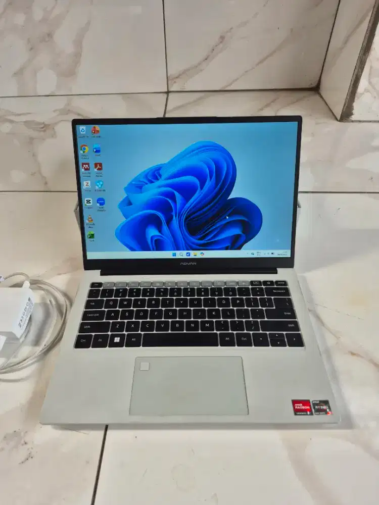 Laptop Advan Workplus Ryzen 5 6600H