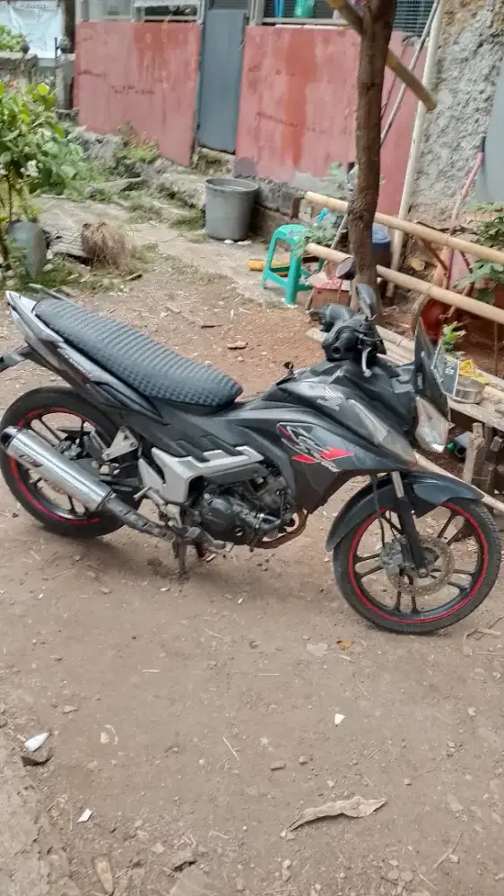 Motor Honda Cs One